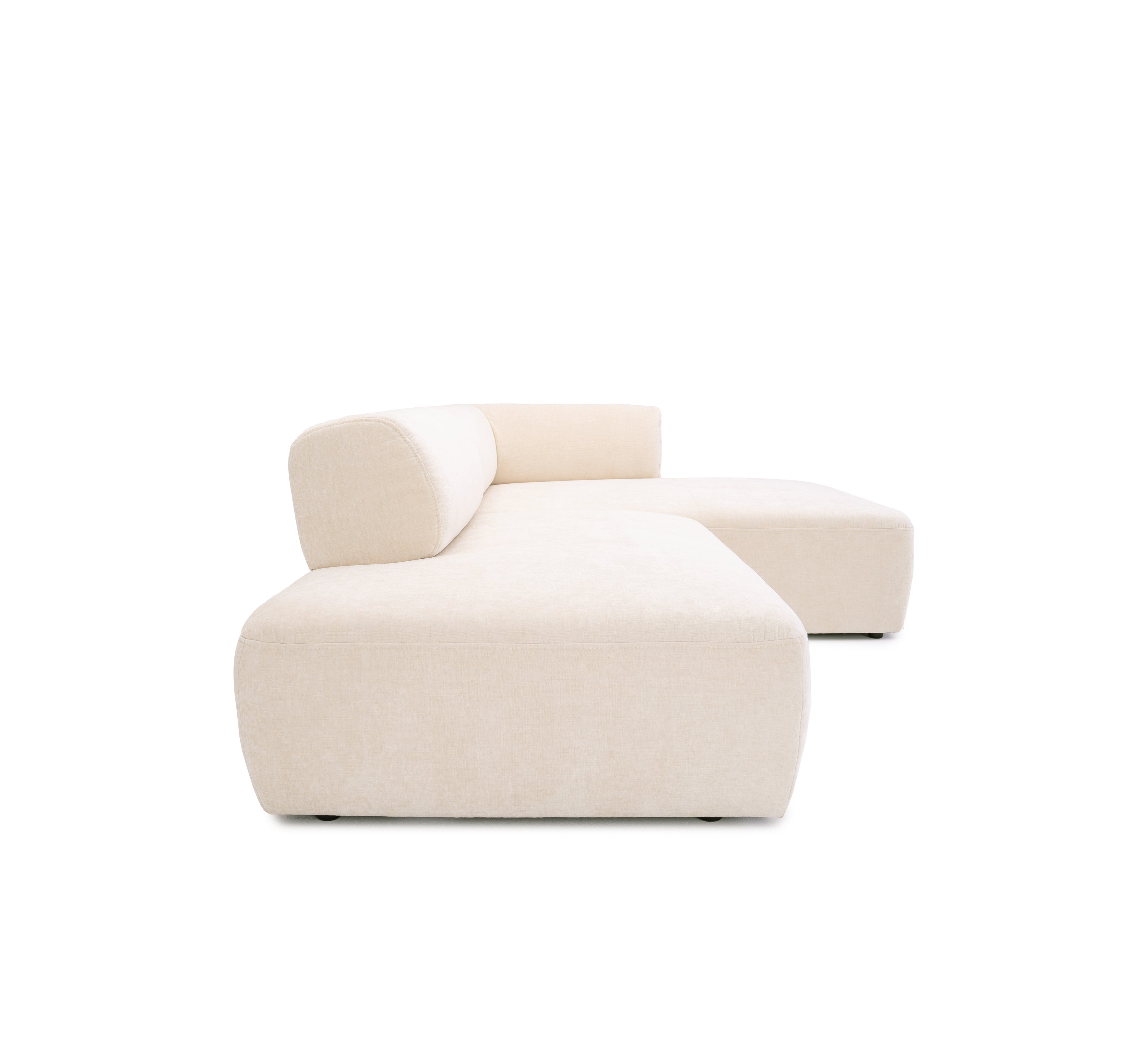 Canapé d’angle droit Lancry en tissu chenille beige Paname Avenue, vue de profil sur fond blanc
