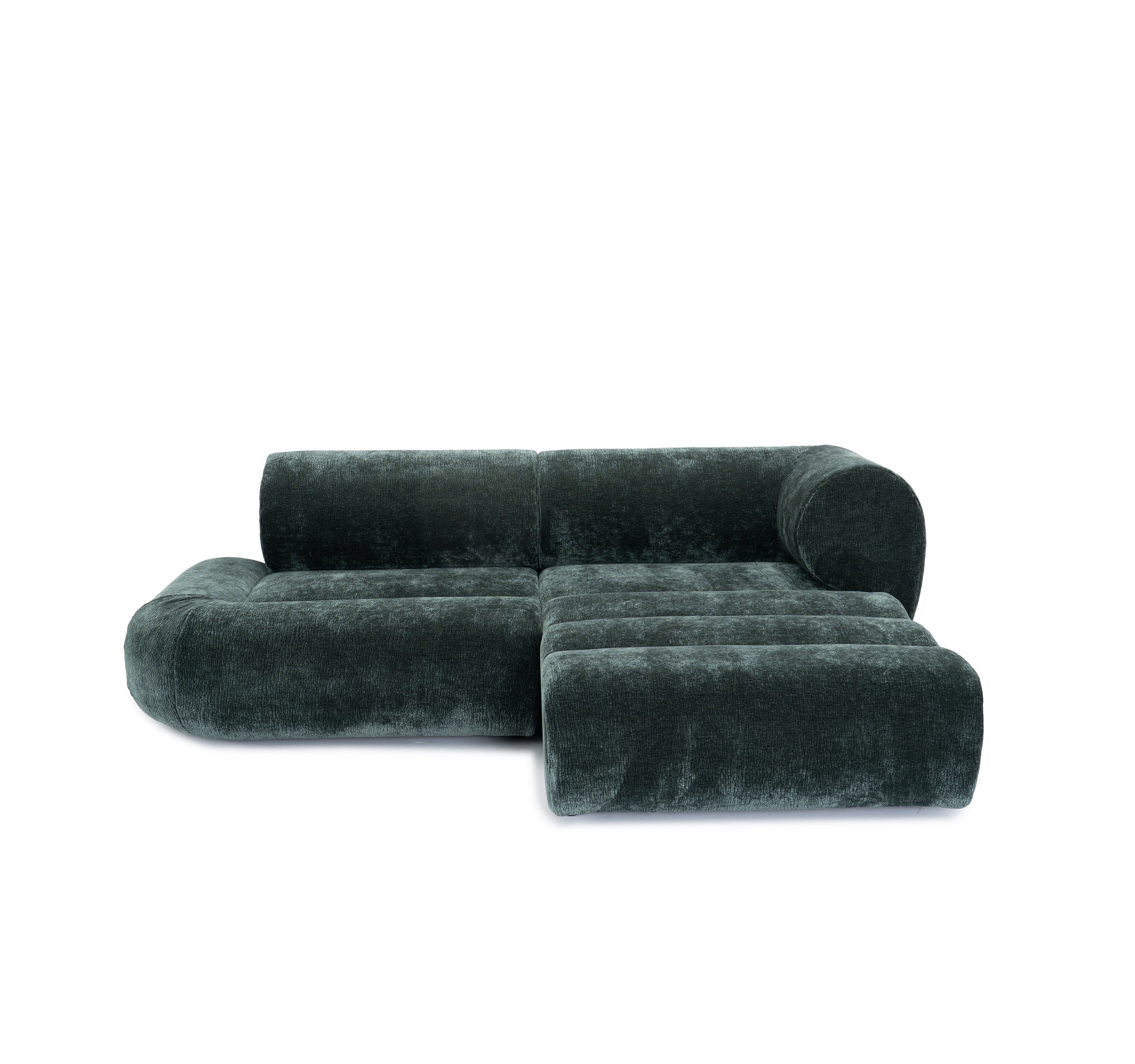 Canapé d’angle droit Saint-Denis en tissu chenille vert Paname Avenue, vue de face sur fond blanc