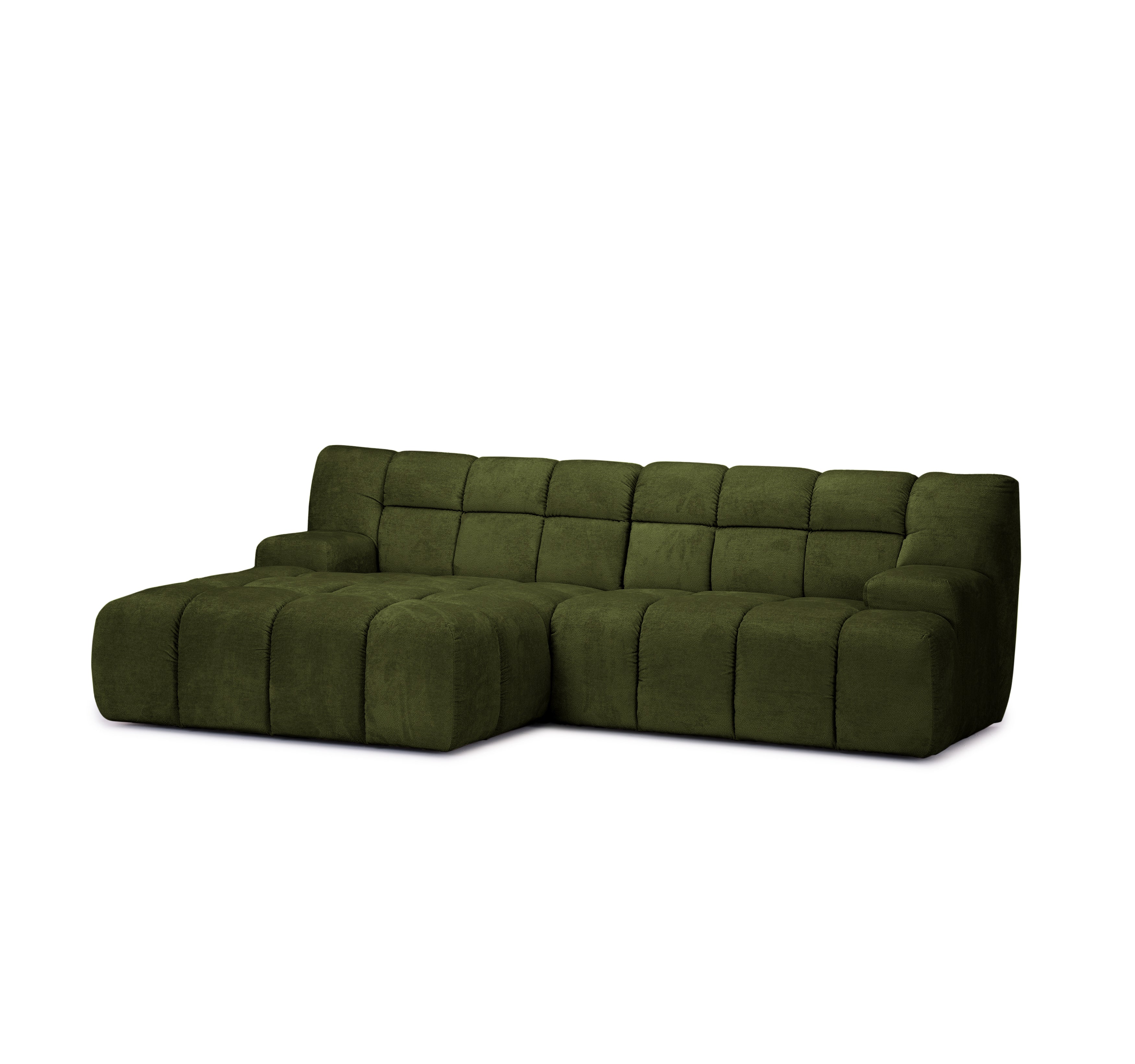 Canapé d’angle gauche Caire en tissu chenille vert olive Paname Avenue, vue trois-quarts sur fond blanc