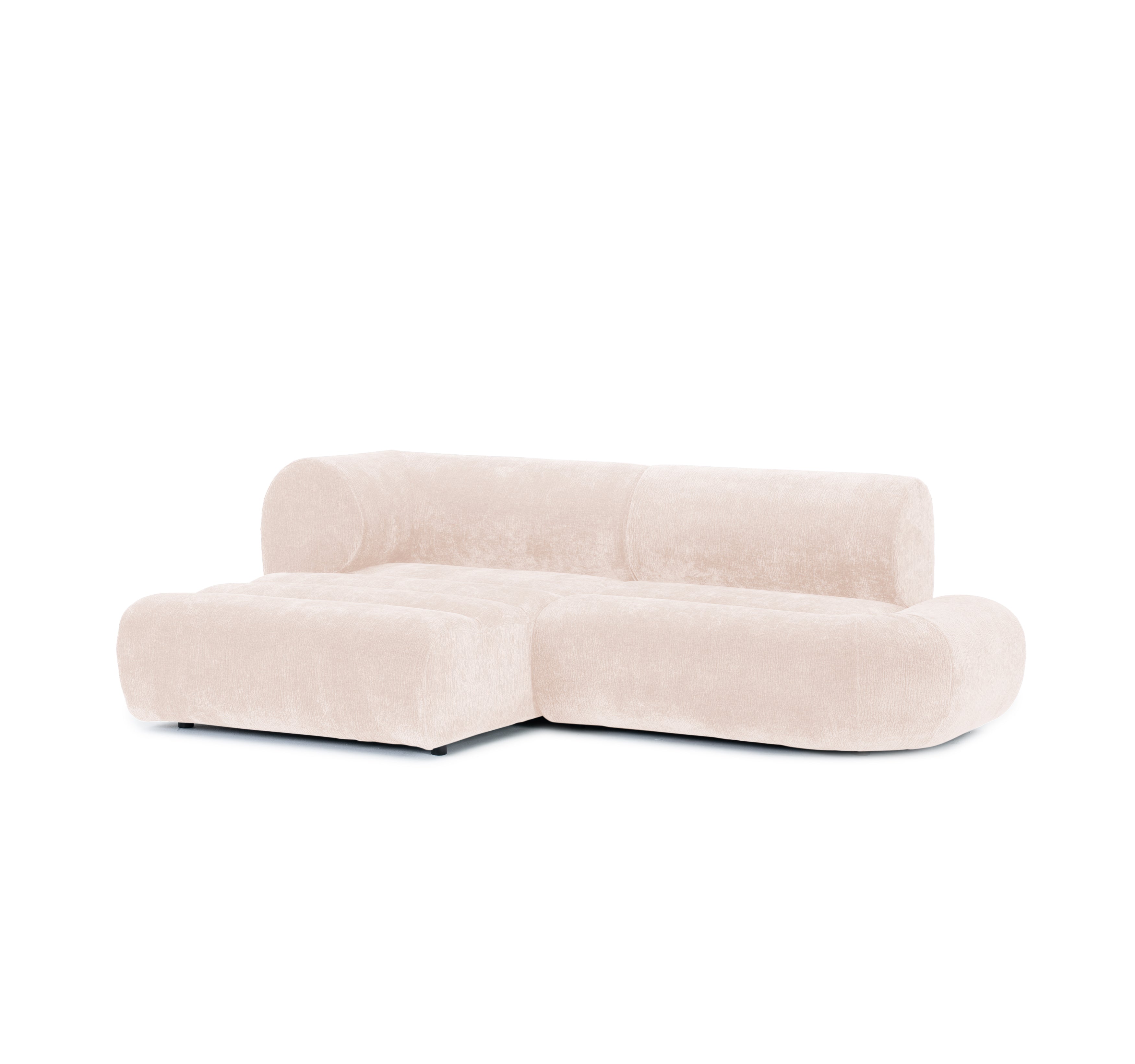 Canapé d’angle gauche Saint-Denis en tissu chenille beige Paname Avenue, vue trois-quarts sur fond blanc