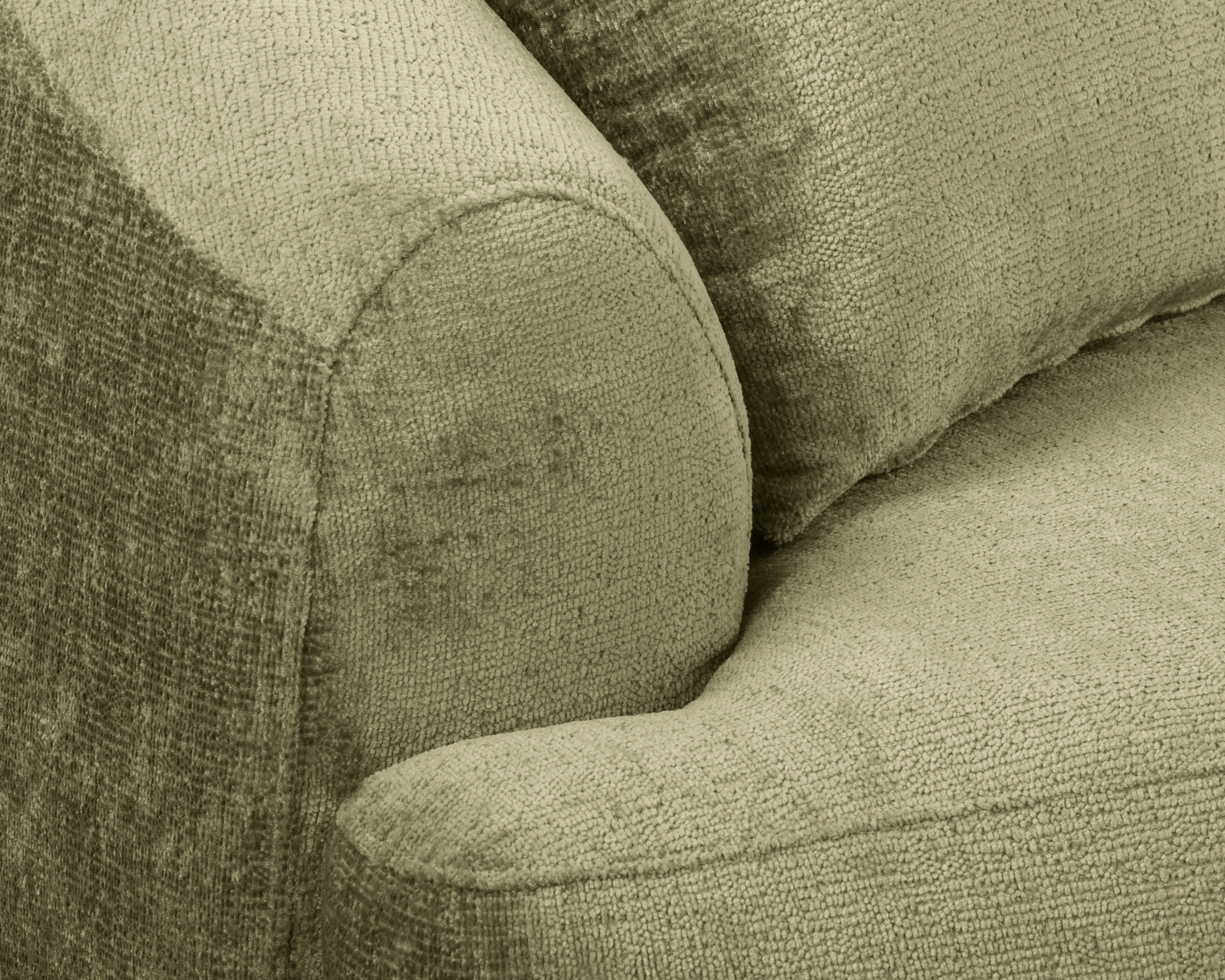 Canapé droit Calais en tissu chenille vert olive Paname Avenue, zoom sur l’accoudoir