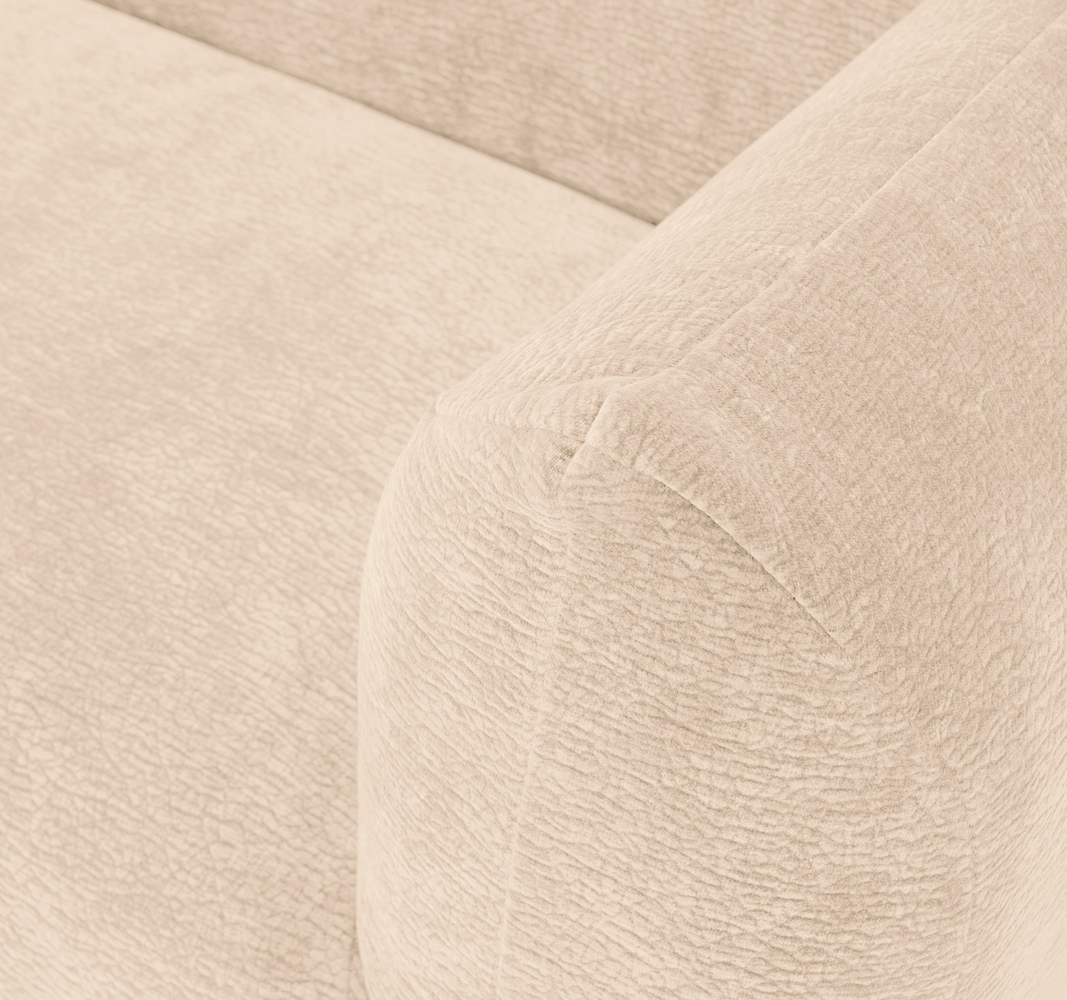Canapé droit Portefoin en tissu chenille beige Paname Avenue, zoom sur l’accoudoir