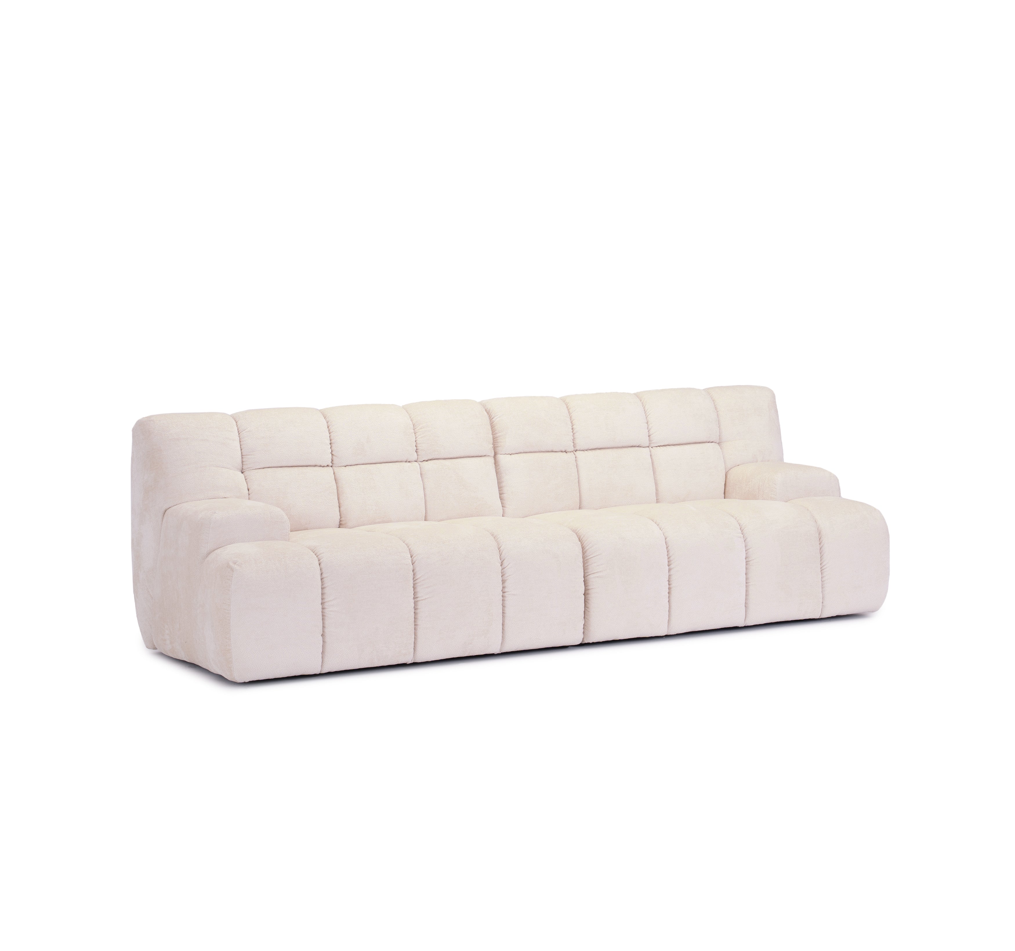 Canapé droit Saint-Honoré en tissu chenille crème Paname Avenue, vue trois-quarts sur fond blanc