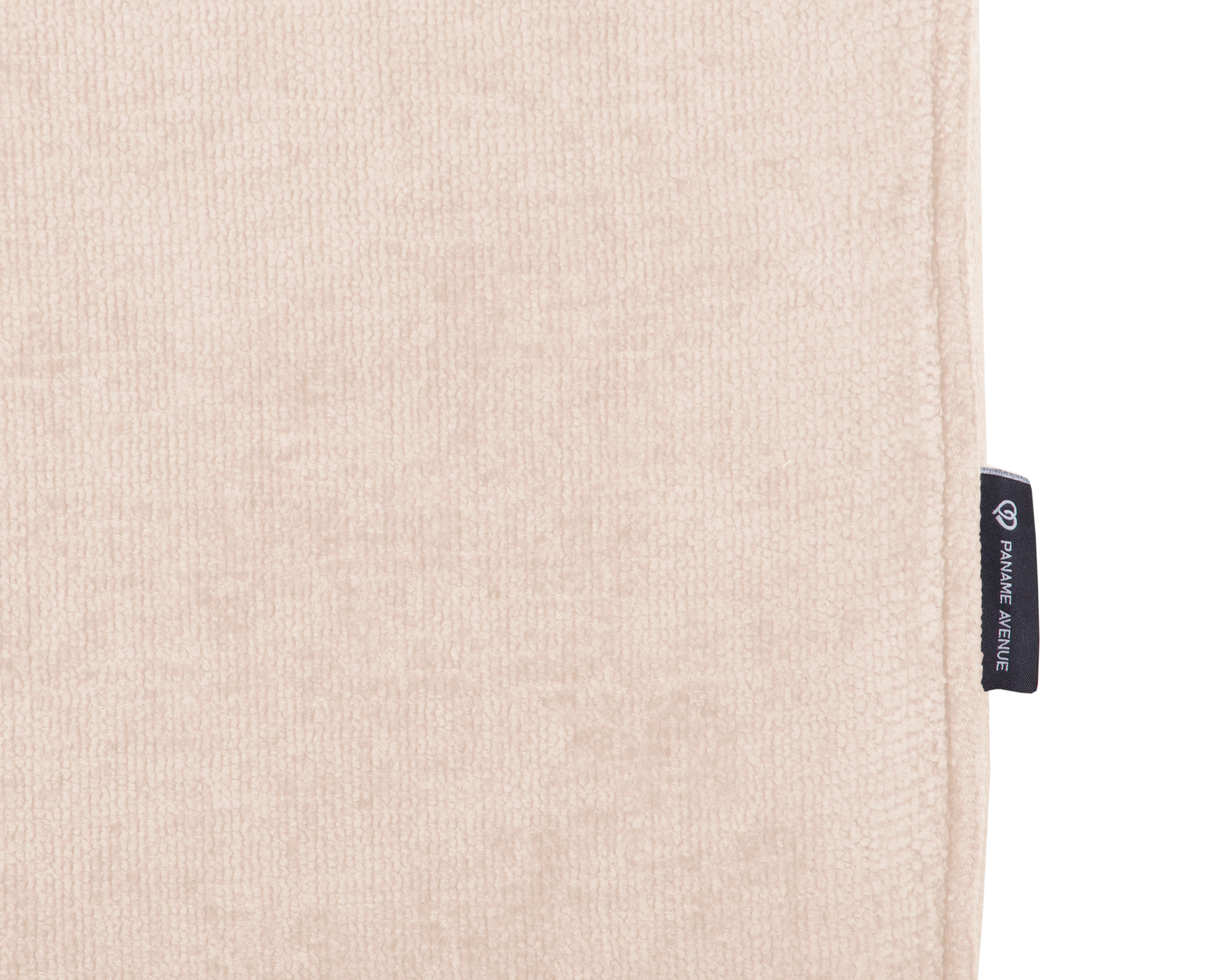 Canapé droit Saint-Maur en tissu chenille beige Paname Avenue, détail du label de la marque