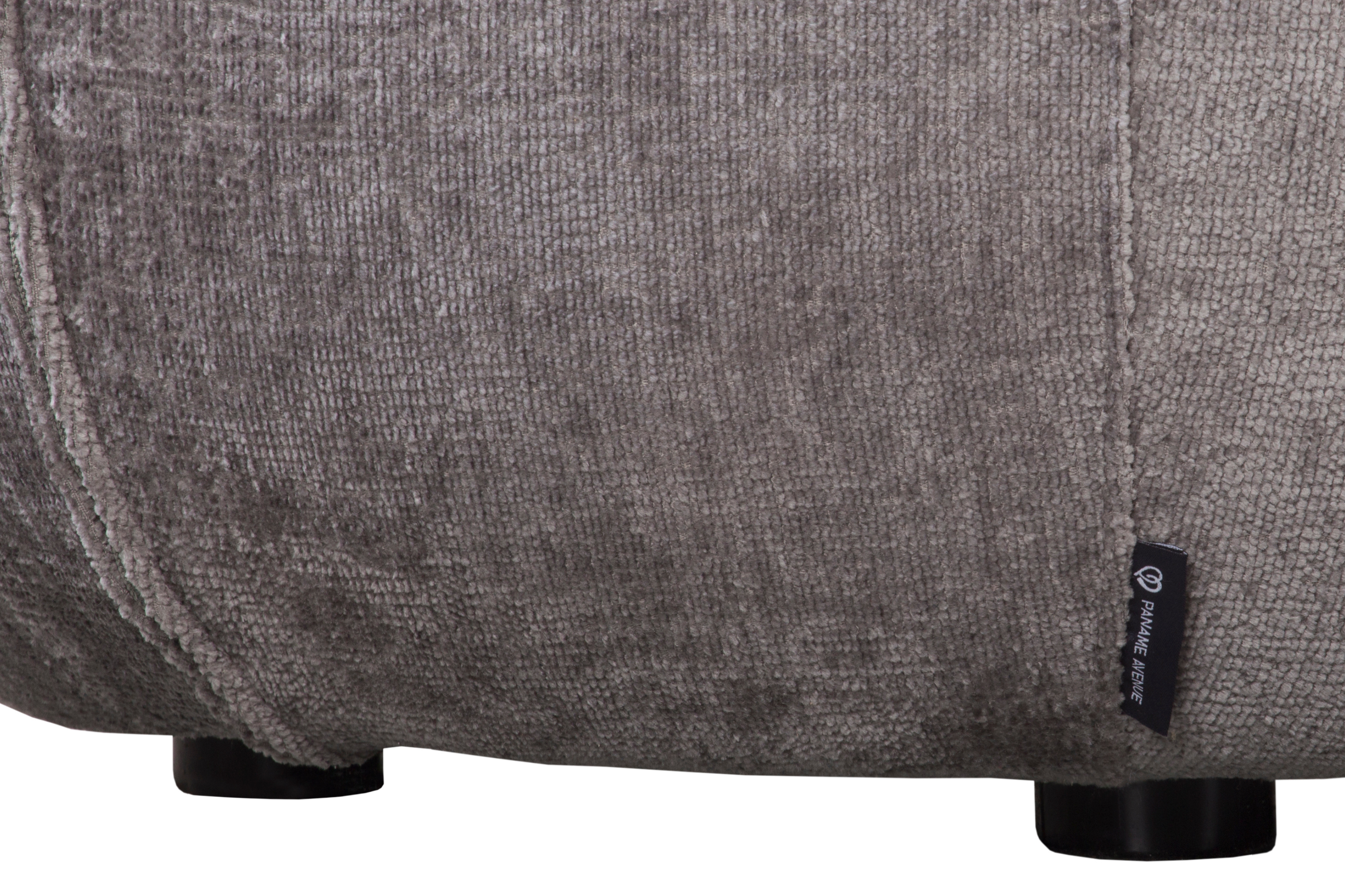 Pouf Verrerie en tissu chenille gris Paname Avenue, détail du label de la marque