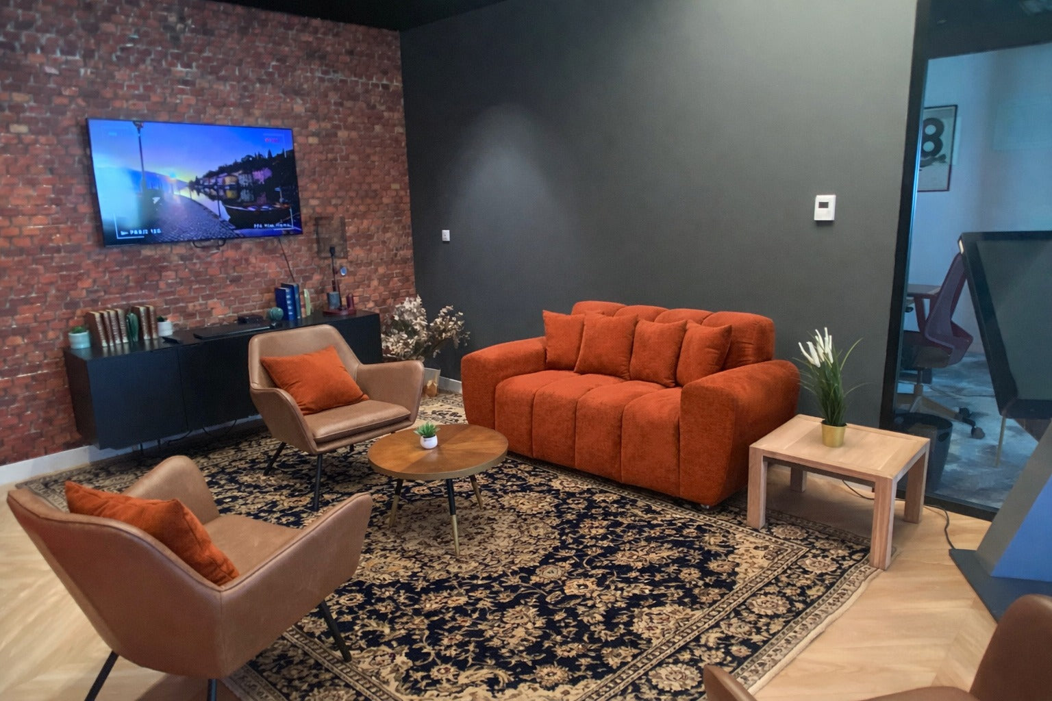 Photo client Paname Avenue du canapé droit Saint André des Arts