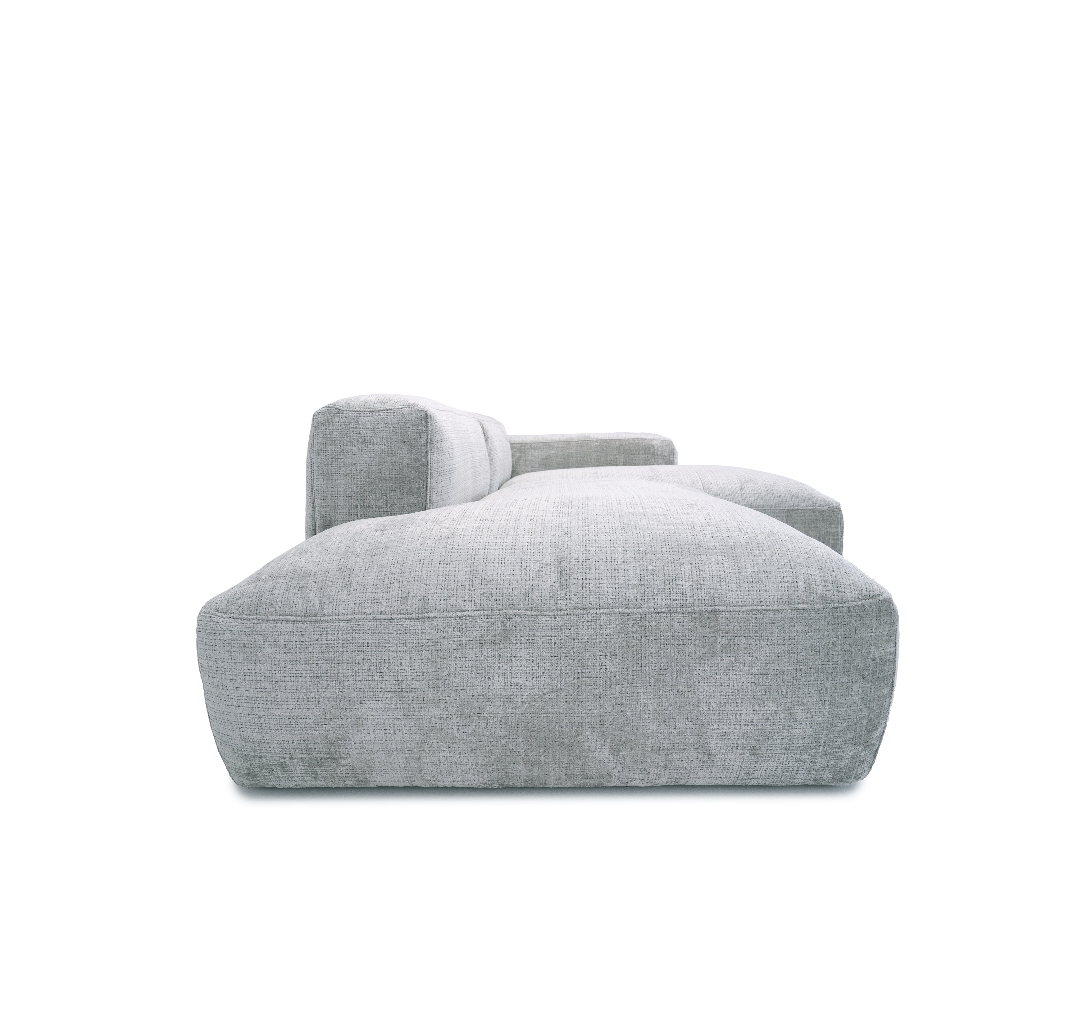 Canapé d’angle droit Marché-Saint-Honoré en tissu chenille gris Paname Avenue, vue de profil sur fond blanc