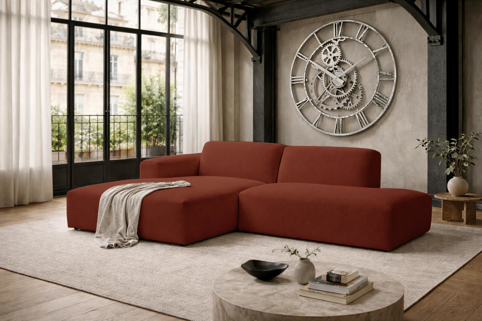 Canapé d’angle gauche Archives en tissu chenille terracotta Paname Avenue, dans un décor inspire au quartier parisien