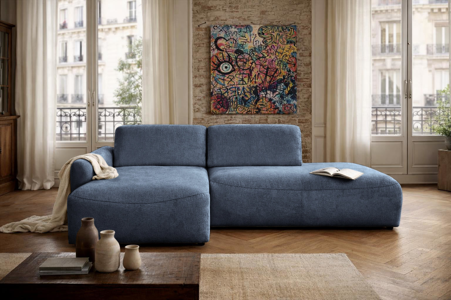 Canapé d’angle gauche Château d'eau en tissu chenille bleu Paname Avenue, dans un décor inspire au quartier parisien