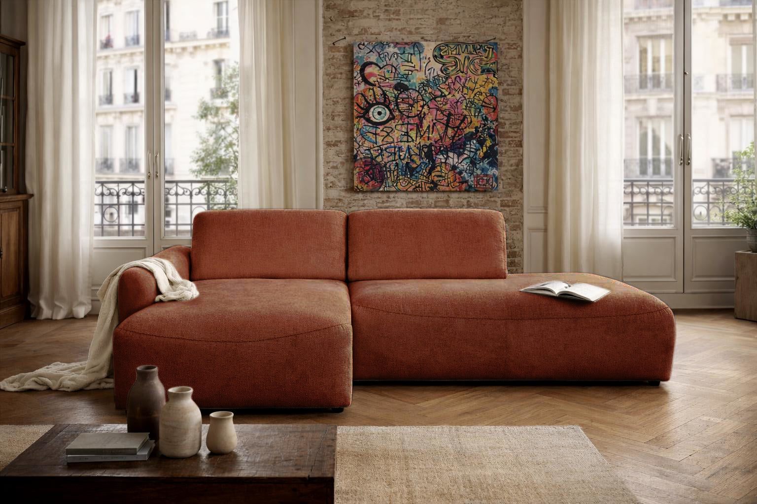 Canapé d’angle gauche Château d'eau en tissu chenille terracotta Paname Avenue, dans un décor inspire au quartier parisien