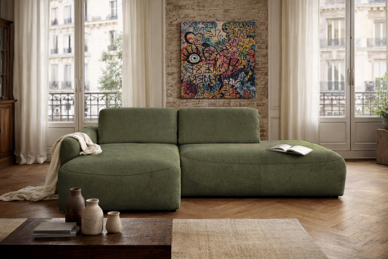 Canapé d’angle gauche Château d'eau en tissu chenille vert olive Paname Avenue, dans un décor inspire au quartier parisien