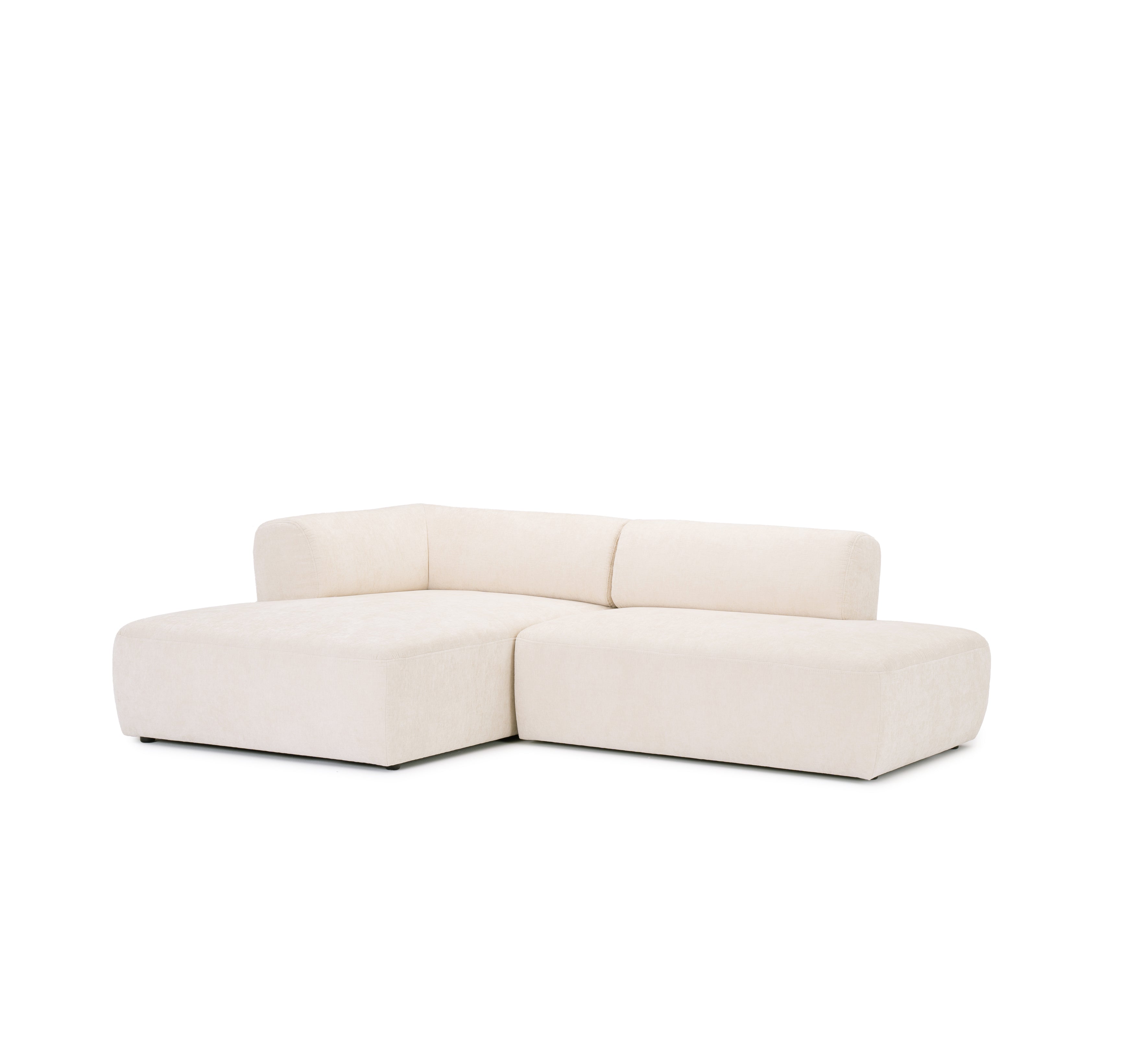 Canapé d’angle gauche Lancry en tissu chenille beige Paname Avenue, vue trois-quarts sur fond blanc