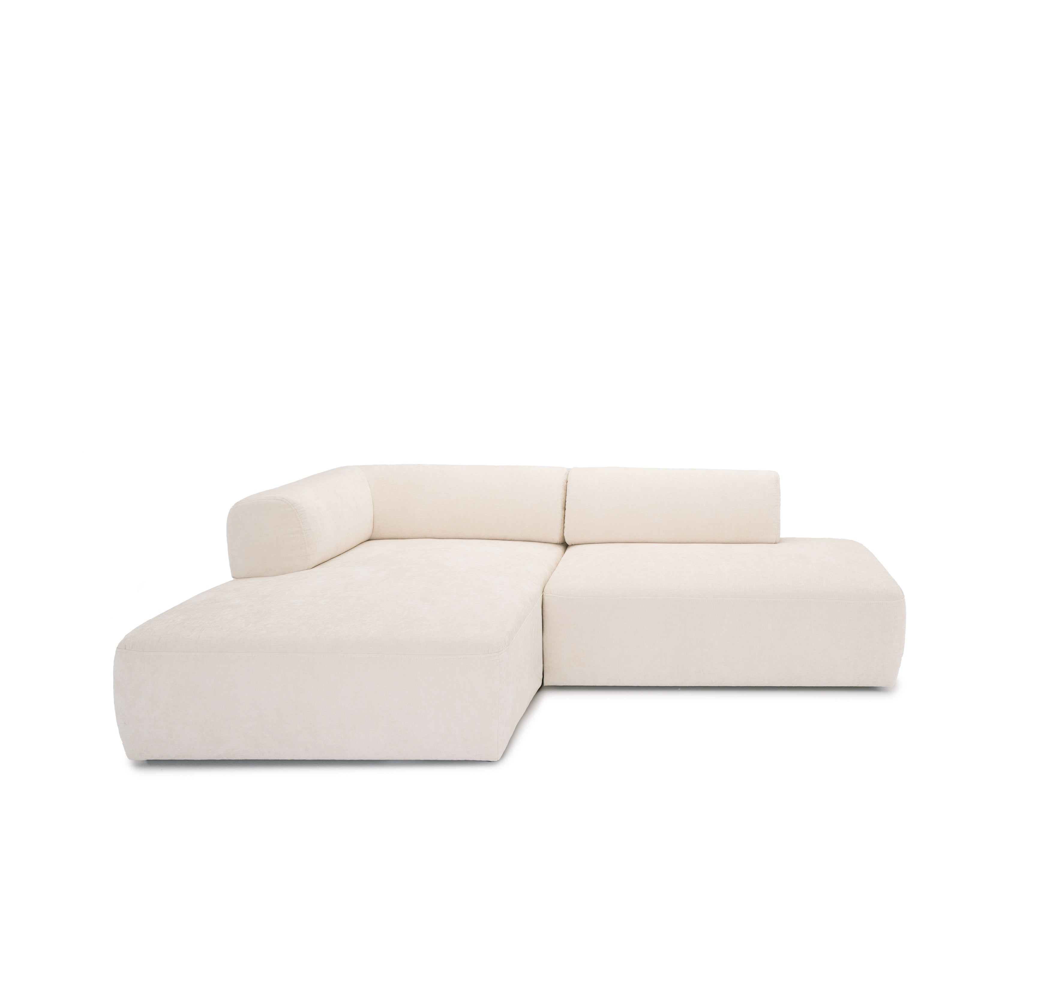 Canapé d’angle gauche Lancry en tissu chenille beige Paname Avenue, vue de face sur fond blanc