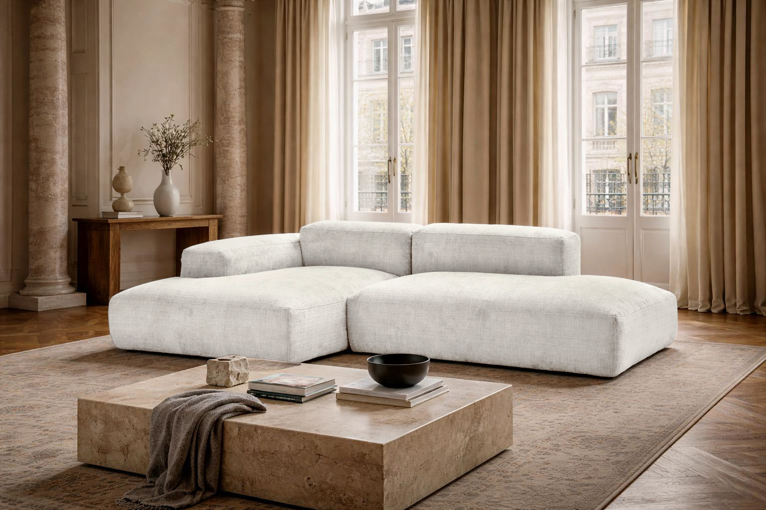 Canapé d’angle gauche Marché-Saint-Honoré en tissu chenille beige Paname Avenue, dans un décor inspire au quartier parisien
