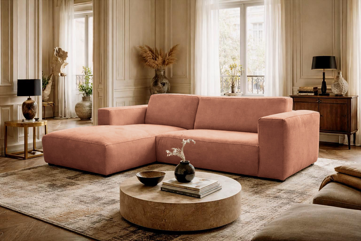 Canapé d’angle gauche Roi-de-Sicile en tissu chenille terracotta Paname Avenue, dans un décor inspire au quartier parisien