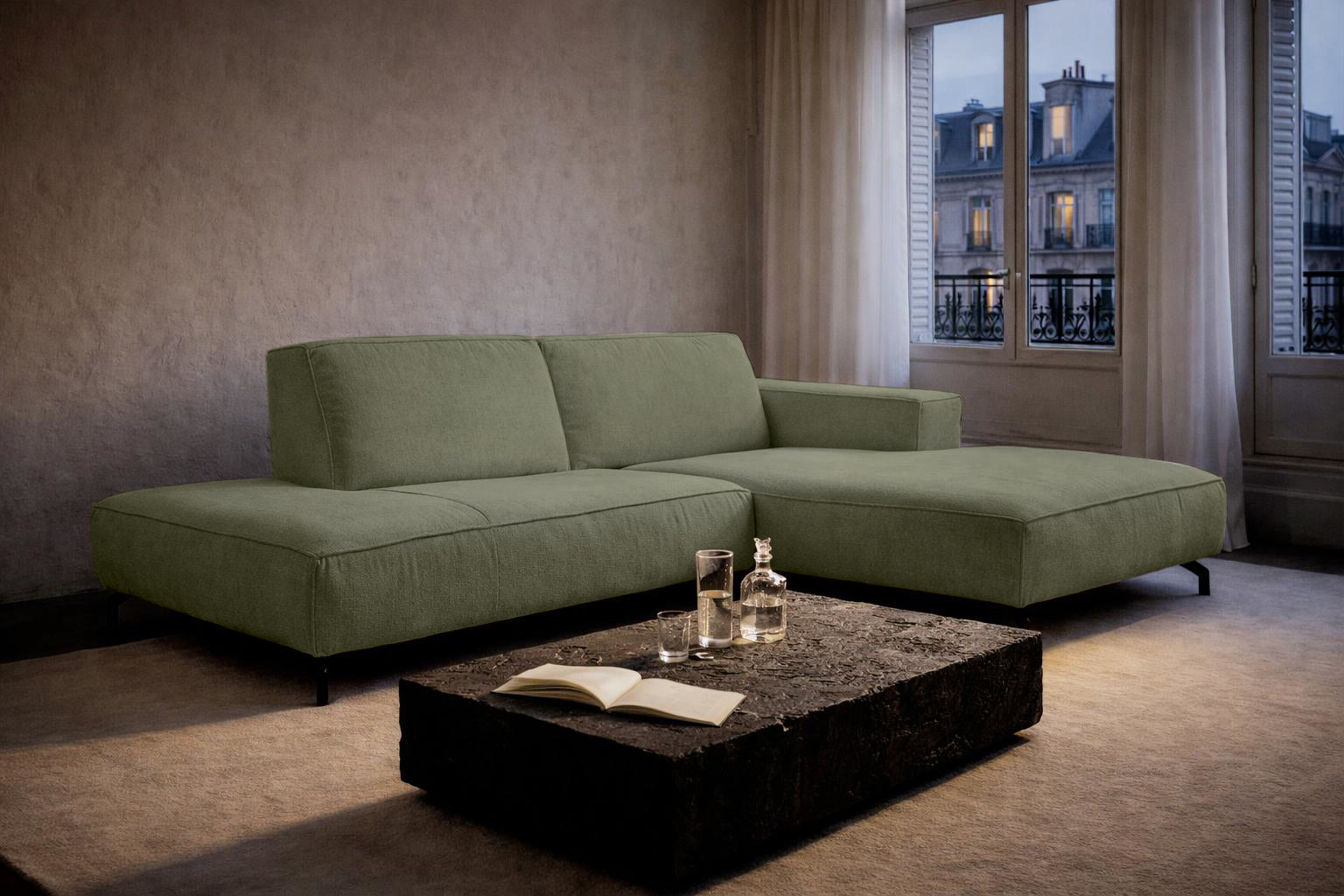 Canapé d’angle droit Blanche en tissu chenille vert olive Paname Avenue, dans un décor inspire d'un quartier parisien