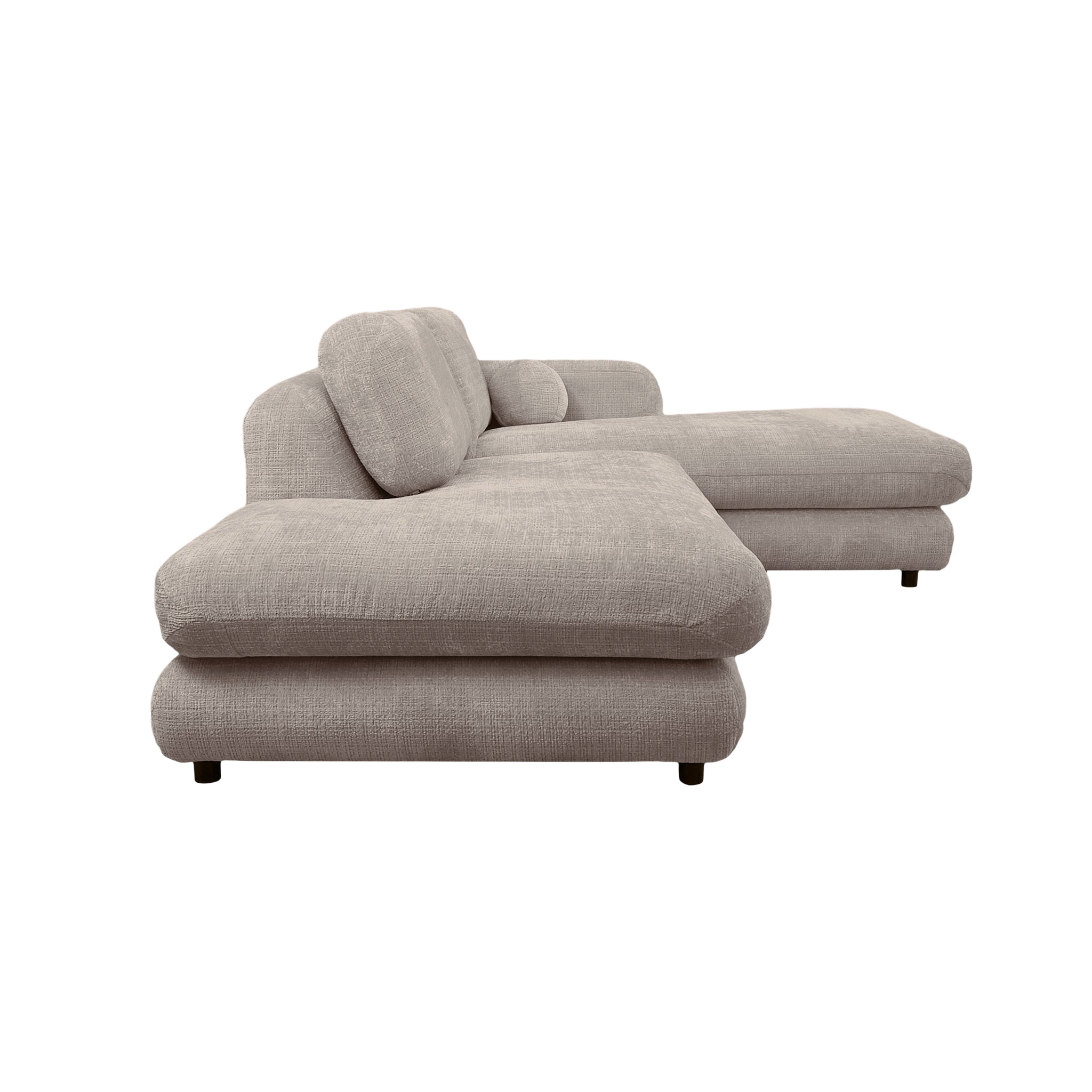 Canapé d’angle droit Clef en tissu chenille taupe Paname Avenue, vue de profil sur fond blanc