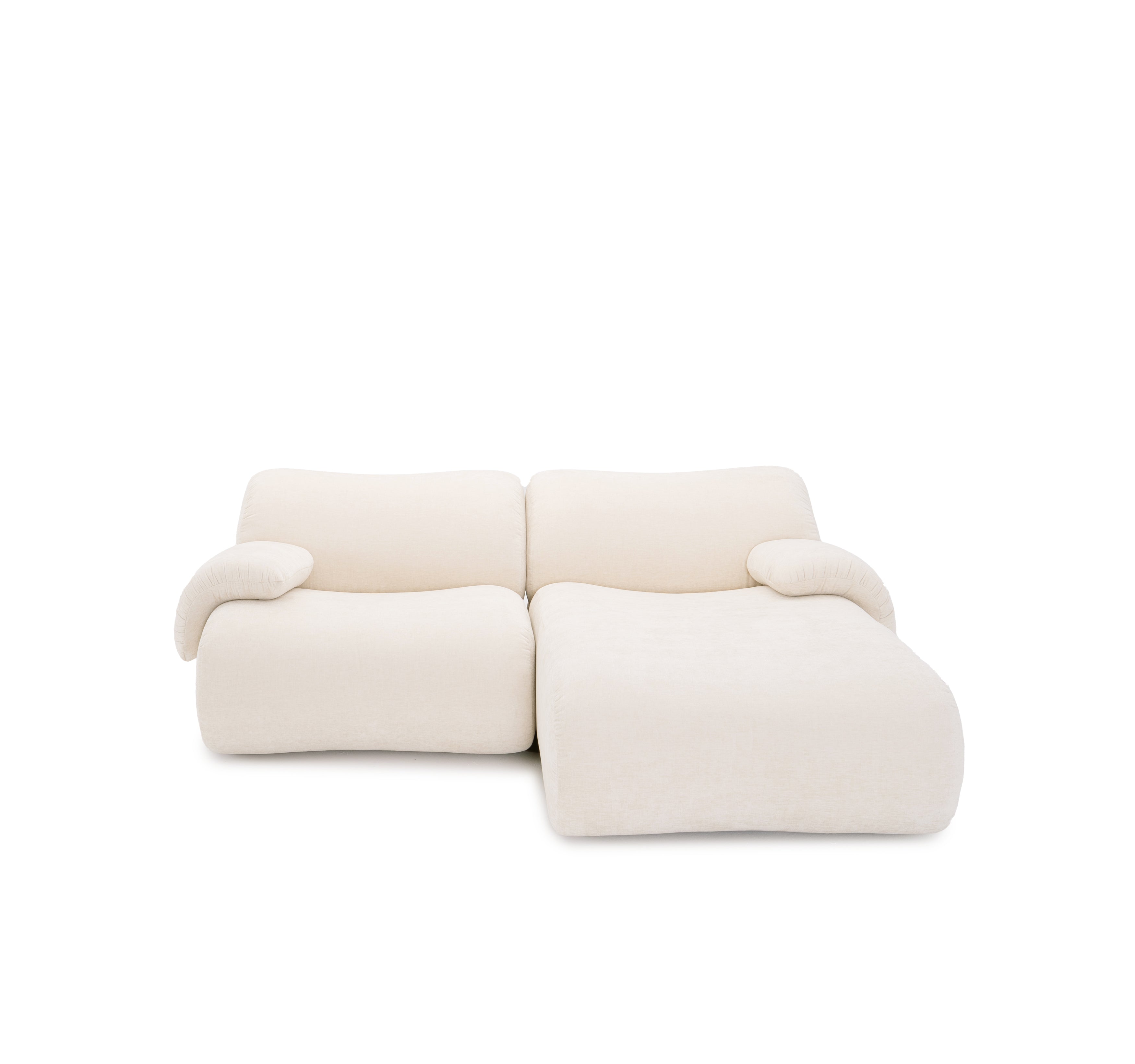 Canapé d’angle droit Pot-de-Fer  en tissu chenille beige Paname Avenue, vue de face sur fond blanc