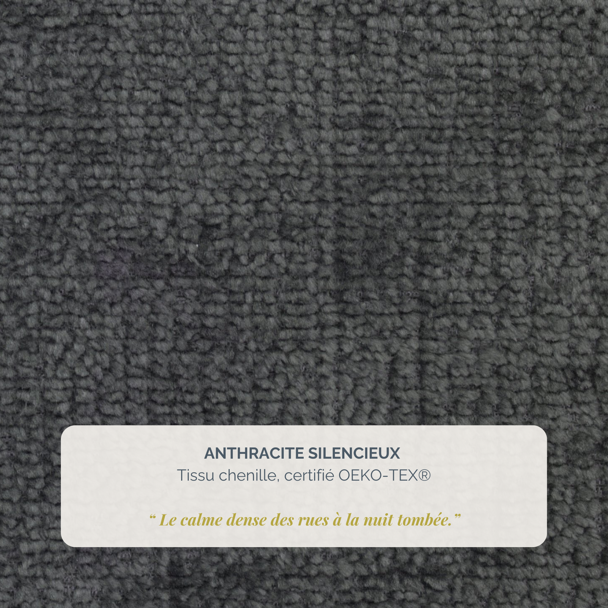 Canapé d’angle gauche Blanche en tissu chenille anthracite Paname Avenue, détail de la texture du revêtement