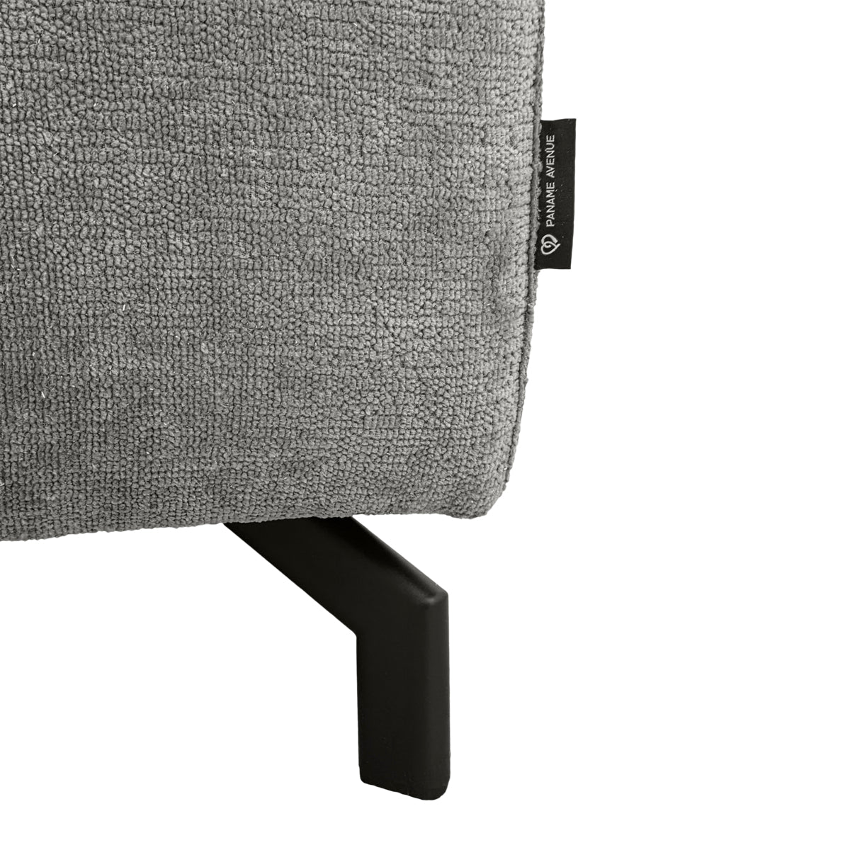 Canapé droit Cléry en tissu chenille gris Paname Avenue, détail du label de la marque