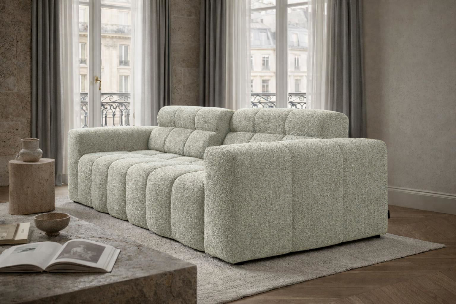 Canapé droit Colonel-Driant en tissu bouclette beige Paname Avenue, dans un décor inspire au quartier parisien