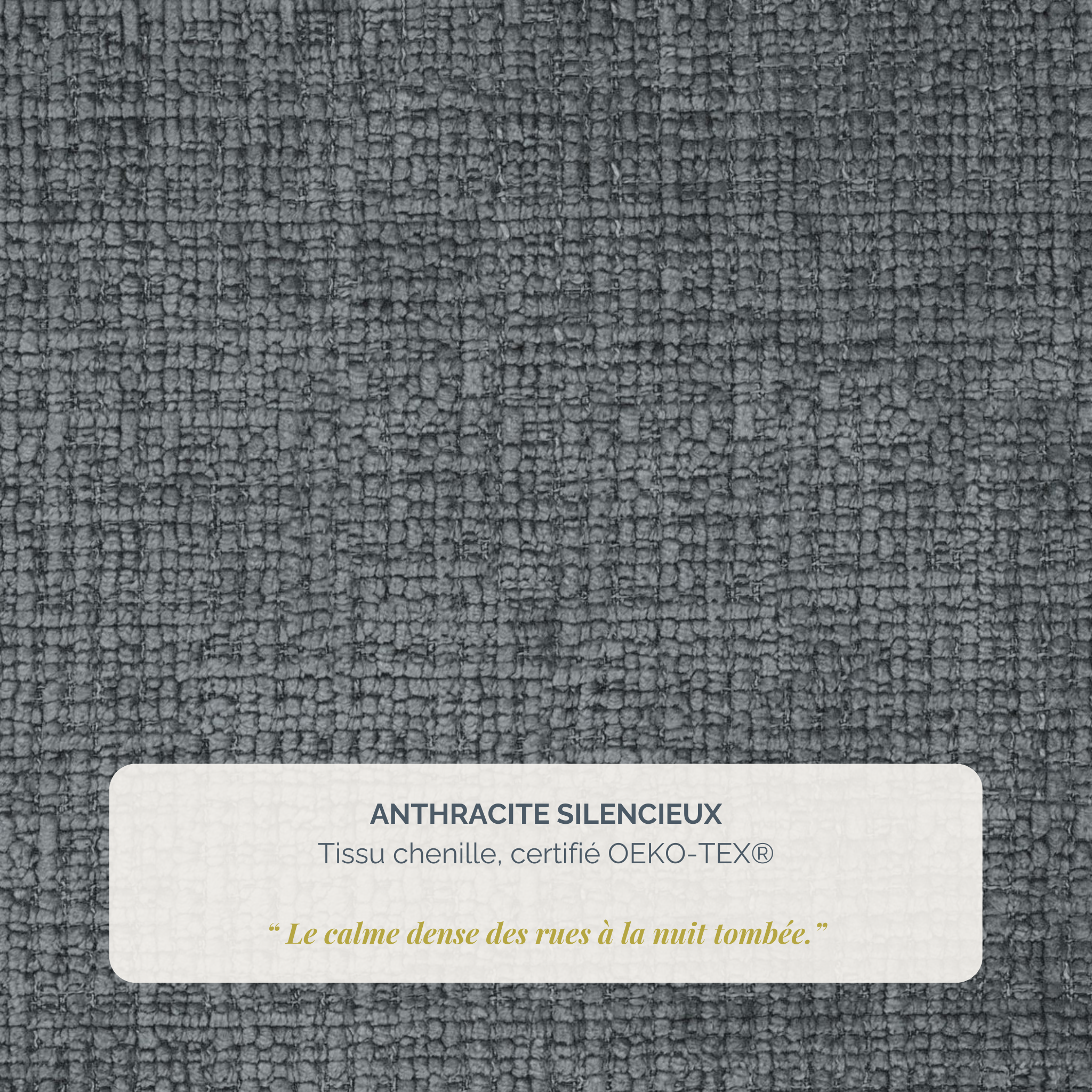 Canapé droit Duperré en tissu chenille anthracite Paname Avenue, détail de la texture du revêtement