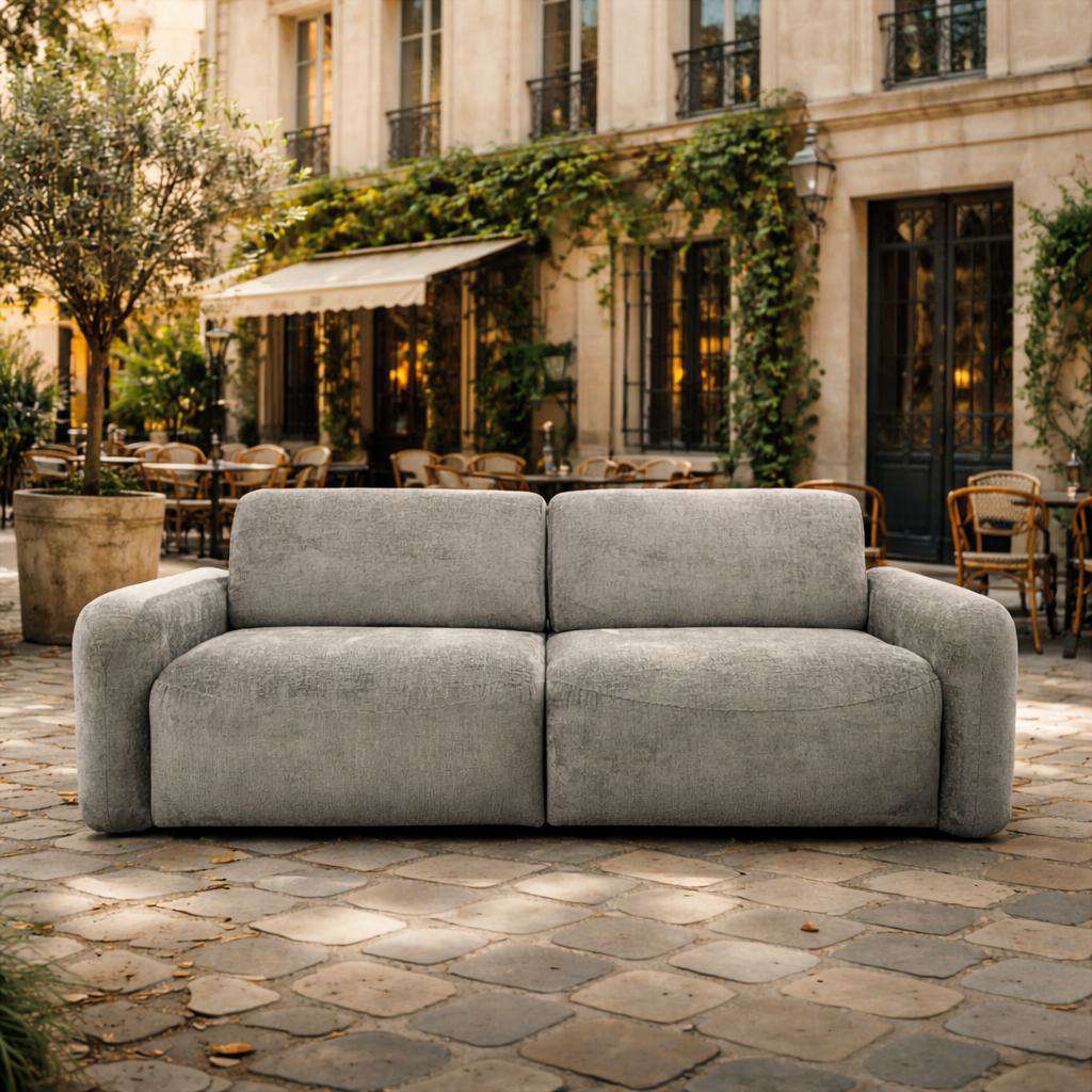Canapé droit Estrapade de Paname Avenue dans un décor parisien extérieur du quartier Contrescarpe