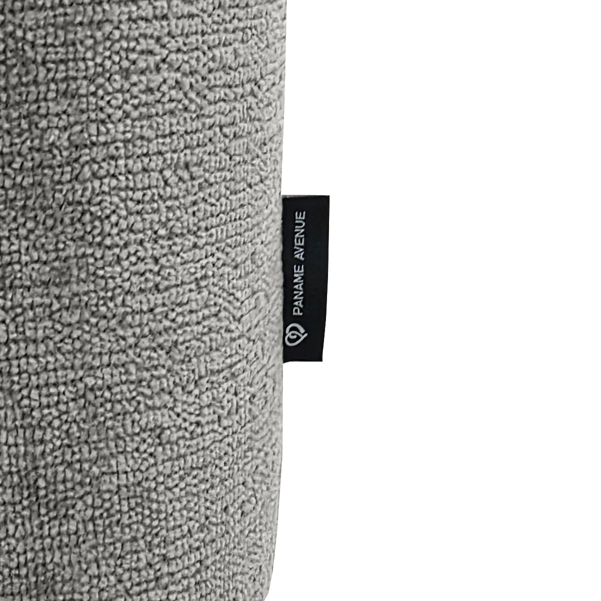 Canapé droit Estrapade en tissu chenille gris Paname Avenue, détail du label de la marque
