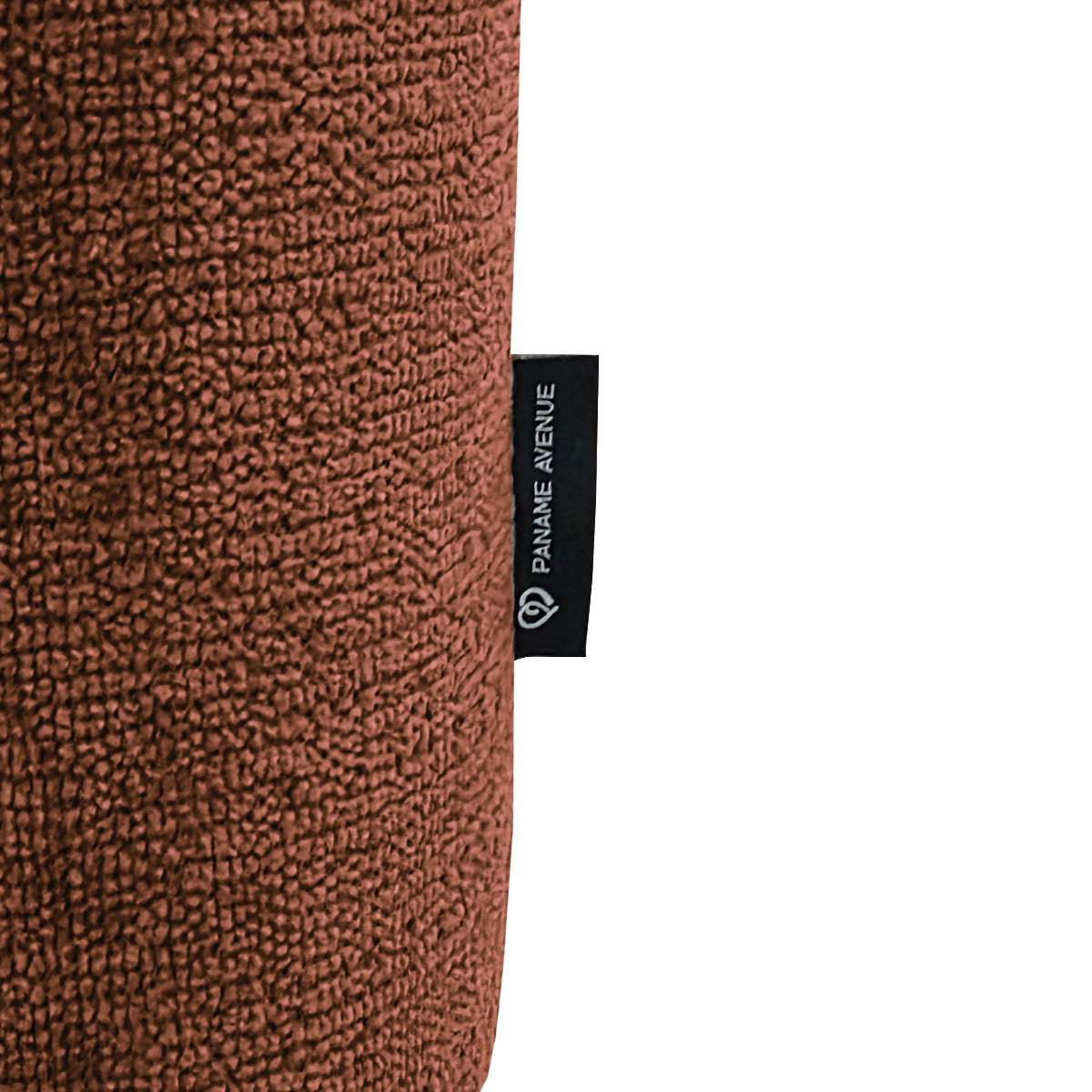 Canapé droit Estrapade en tissu chenille terracotta Paname Avenue, détail du label de la marque