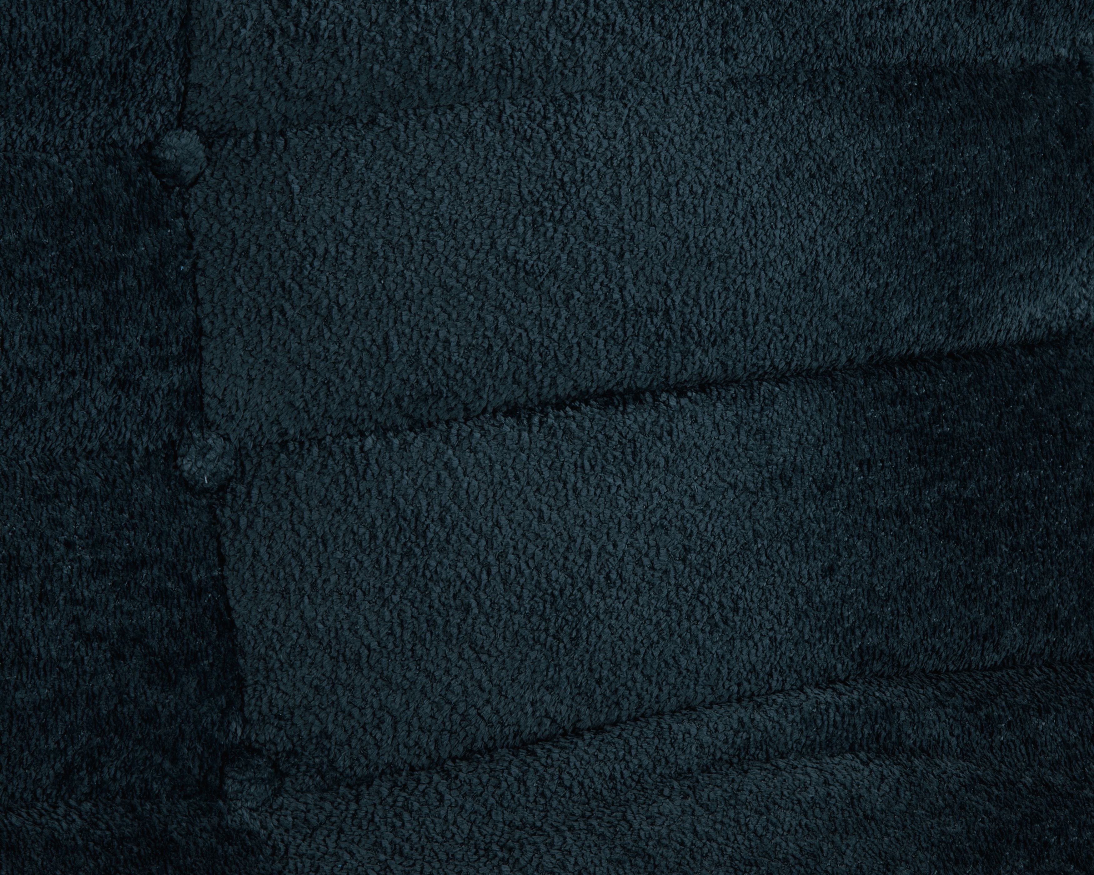 Canapé droit Faubourg du Temple en tissu chenille bleu fonce Paname Avenue, zoom sur le revêtement