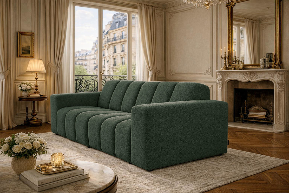 Canapé droit Mazarine en tissu bouclette vert Paname Avenue, dans un décor inspiré de l'univers parisien parisien