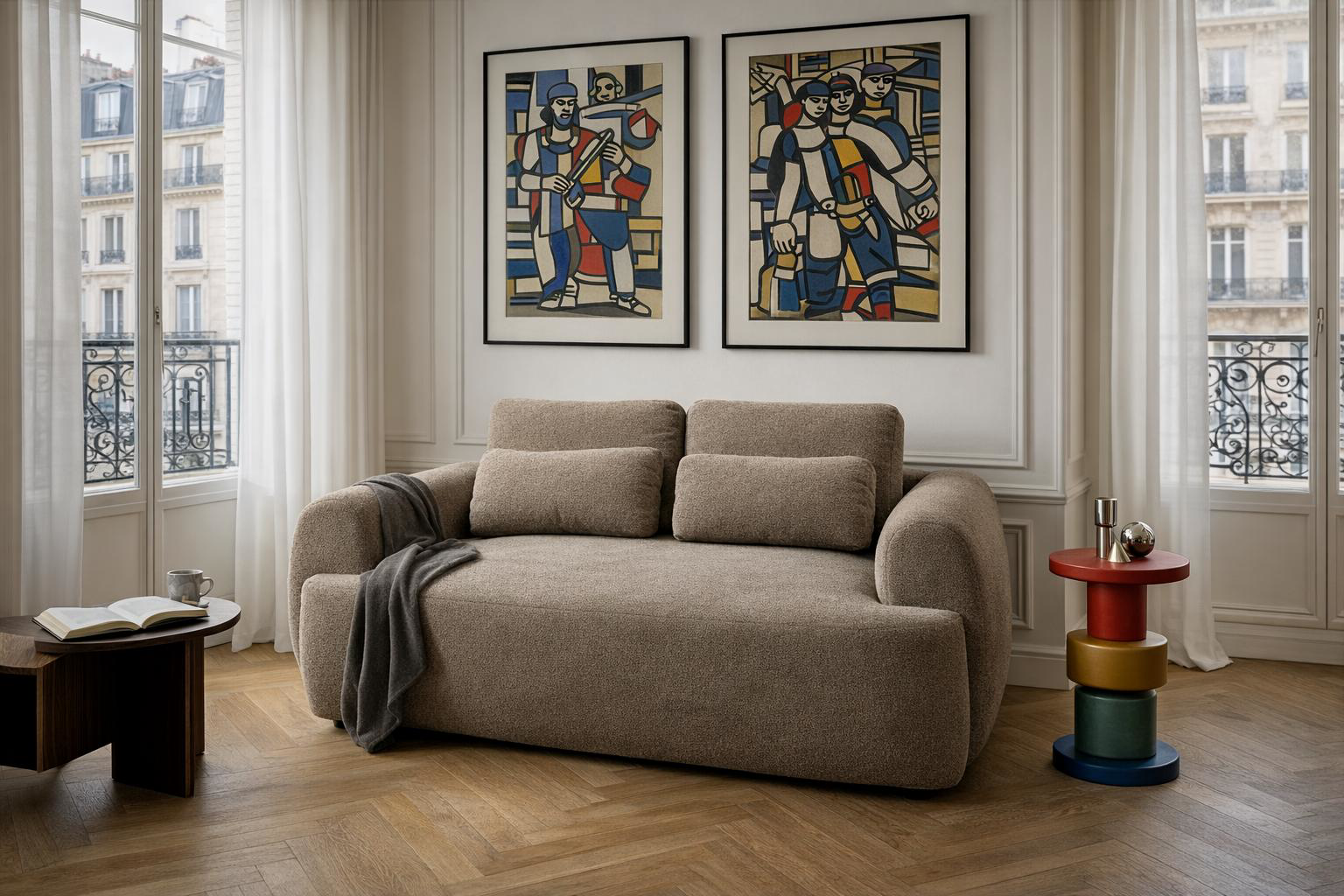 Canapé droit Oberkampf République dans un salon haussmannien parisien lumineux