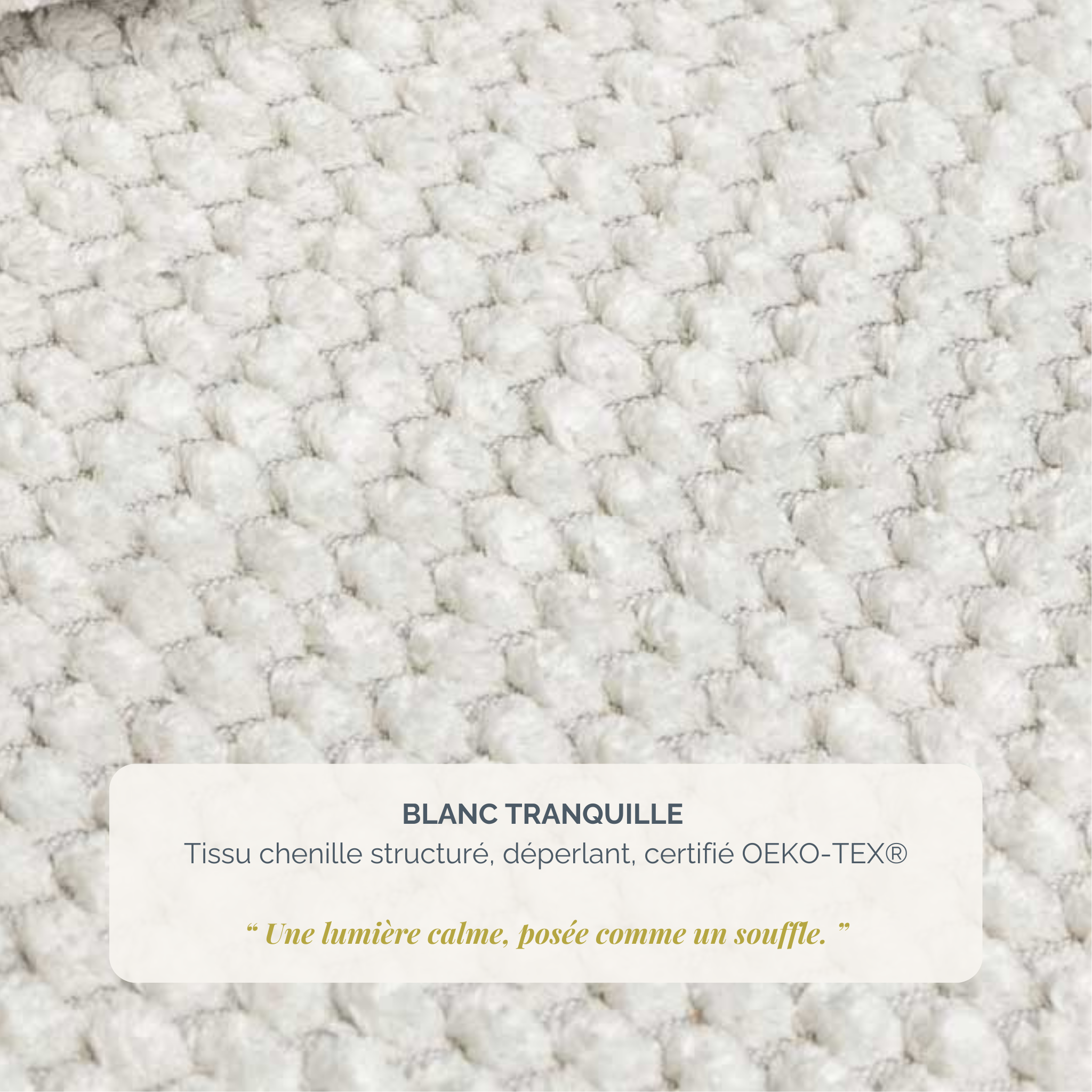 Canapé droit Sedaine en tissu chenille blanc Paname Avenue, détail de la texture du revêtement