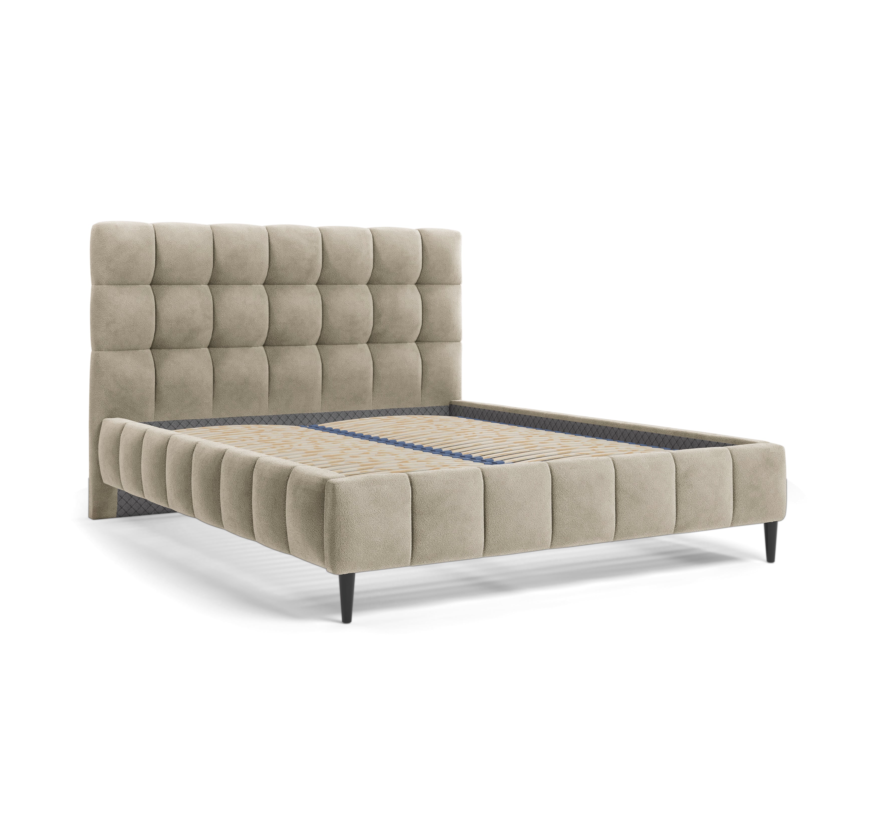 Lit Jacob 140x200 en tissu chenille beige Paname Avenue, vue trois-quarts sans matelas sur fond blanc