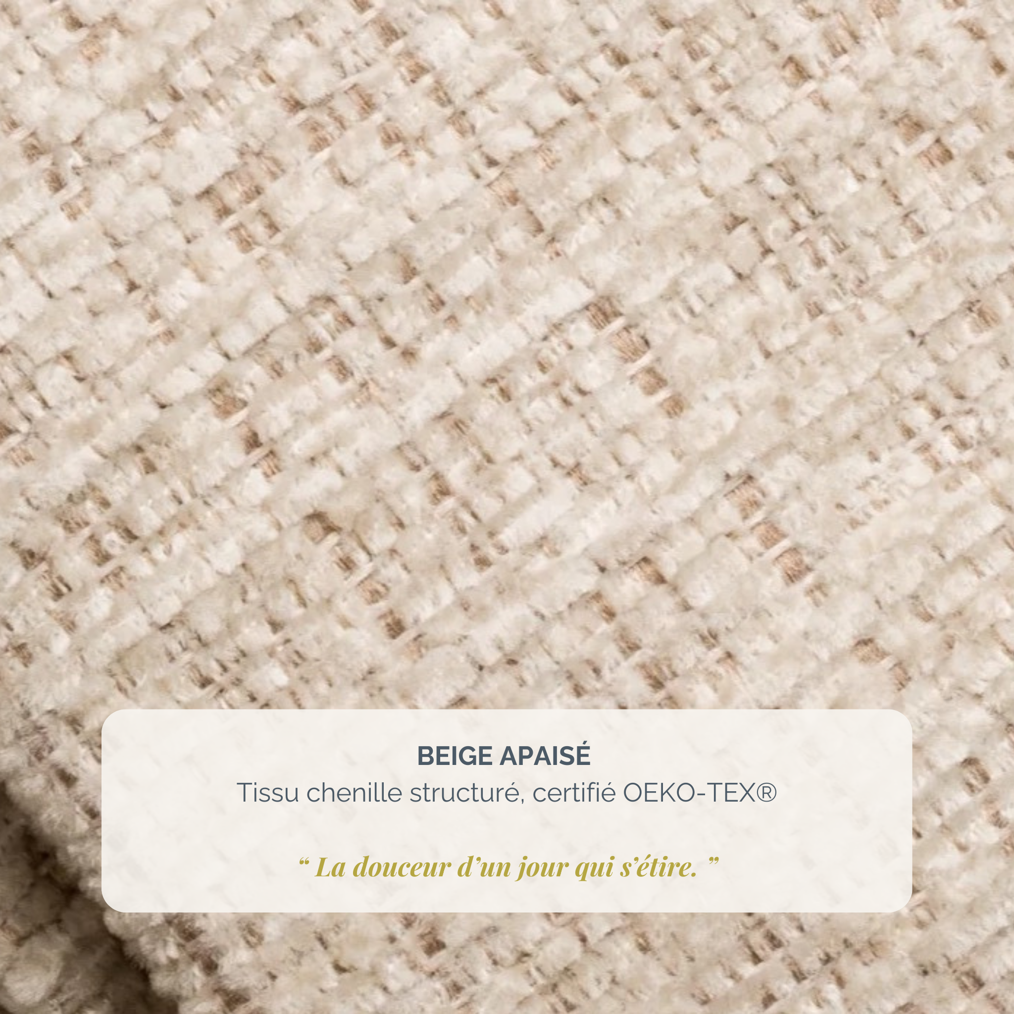 Lit coffre Four 140x200 cm en tissu chenille beige Paname Avenue, détail de la texture du revêtement