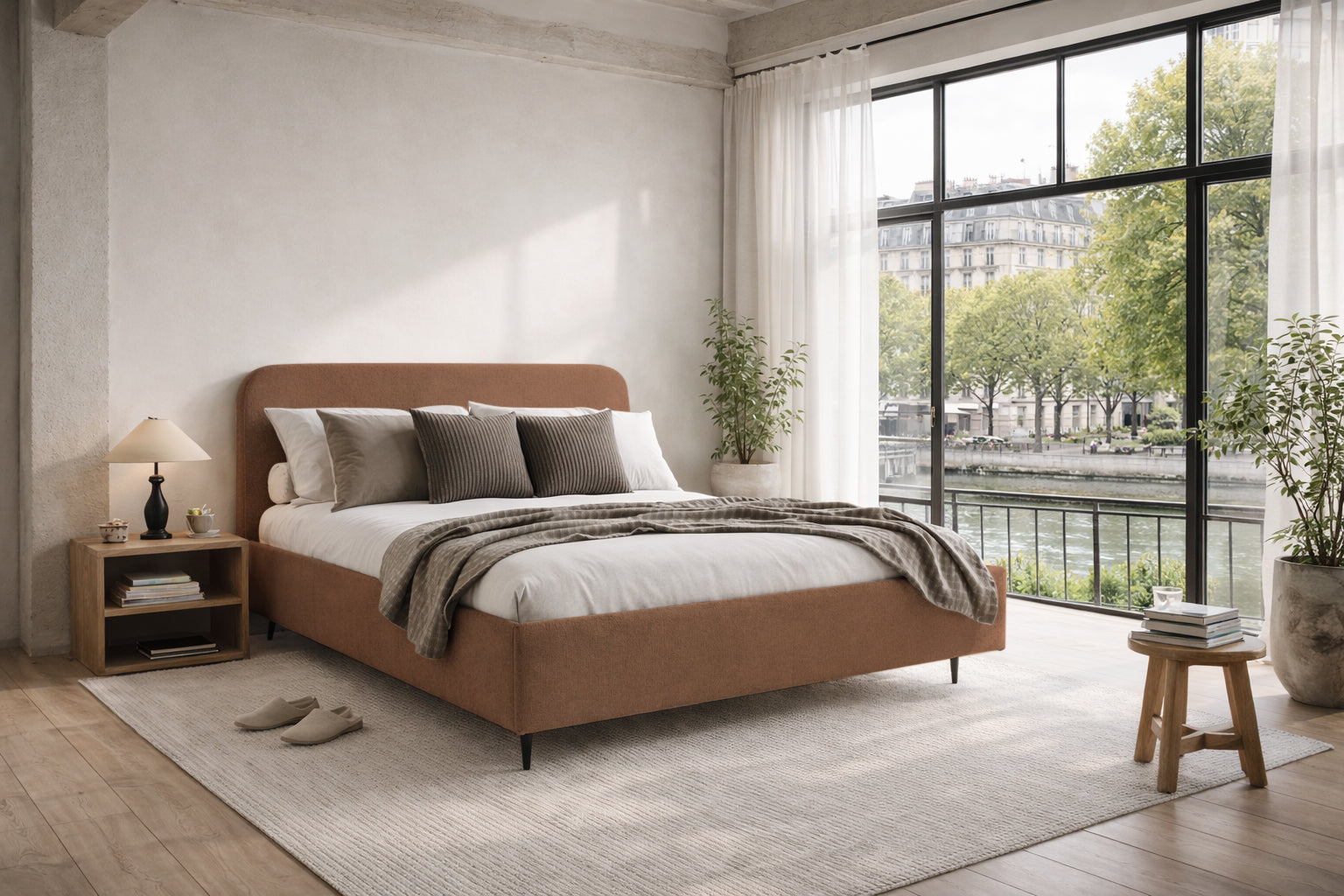 Lit coffre Yves Toudic en tissu bouclette terracotta Paname Avenue dans un décor inspire de Paris