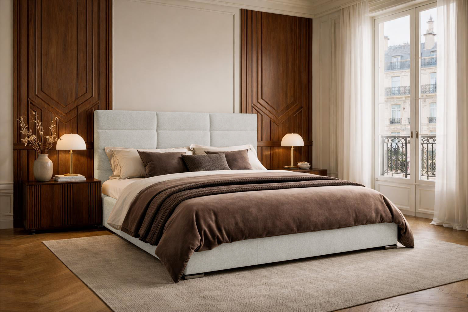 Lit Victor Masse Paname Avenue dans une chambre parisienne avec boiseries 