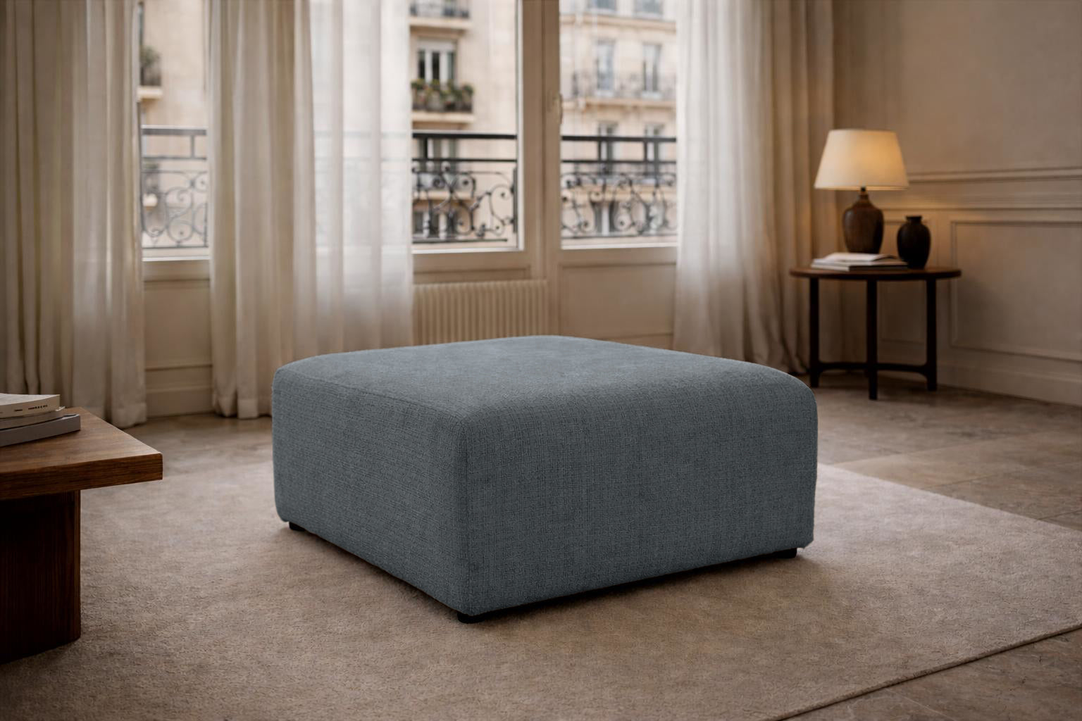 Pouf Albert-Thomas en tissu chenille anthracite Paname Avenue, dans un décor inspire au quartier parisien