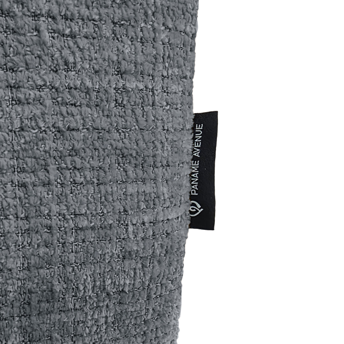 Pouf Albert-Thomas en tissu chenille anthracite Paname Avenue, détail du label de la marque