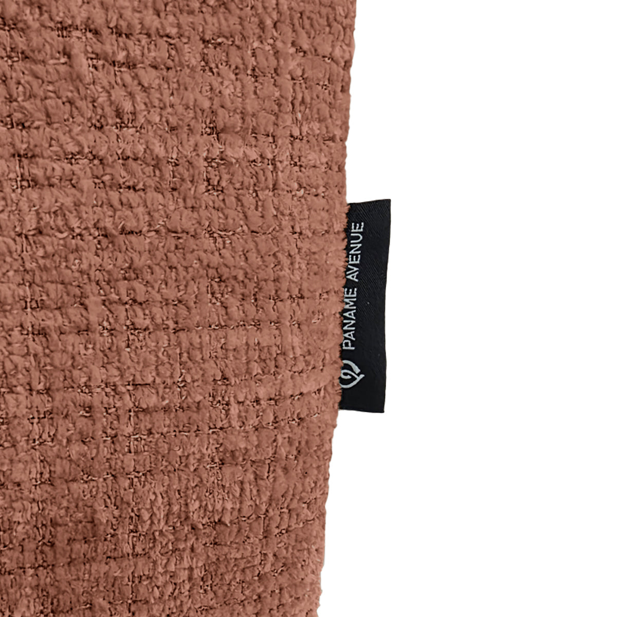 Pouf Albert-Thomas en tissu chenille terracotta Paname Avenue, détail du label de la marque