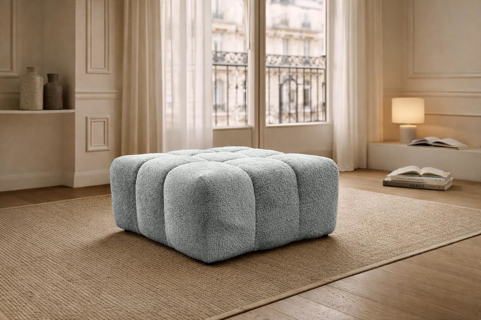 Pouf Taylor en tissu bouclette gris Paname Avenue, dans un décor inspire au quartier parisien