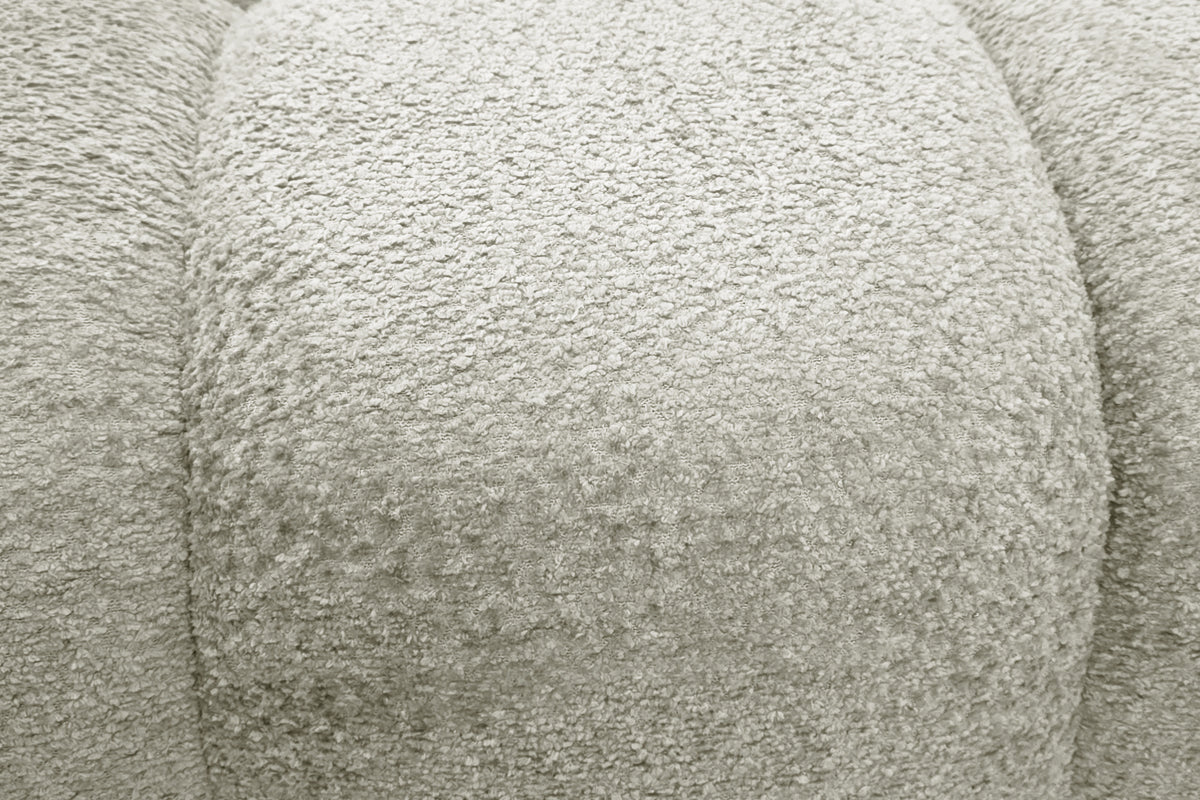 Pouf Taylor en tissu bouclette beige Paname Avenue, zoom sur l'assise