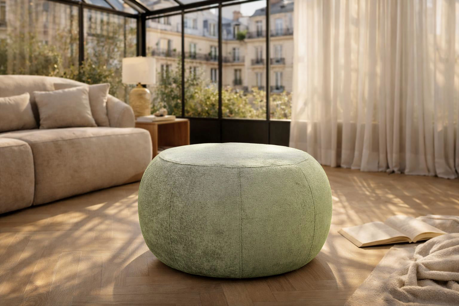 Pouf Verrerie en tissu chenille vert olive Paname Avenue, dans un décor inspire au quartier parisien